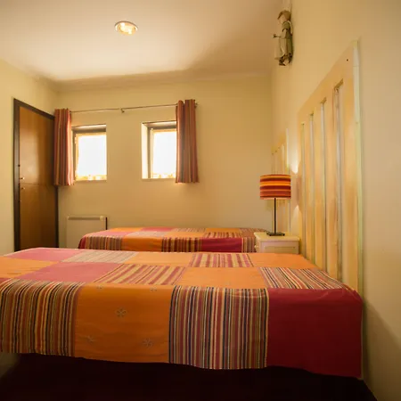 Hi Sao Martinho Do Porto - De Juventude Hostel Alfeizerao