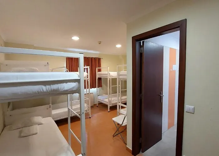 Vandrerhjem Hi - De Juventude *