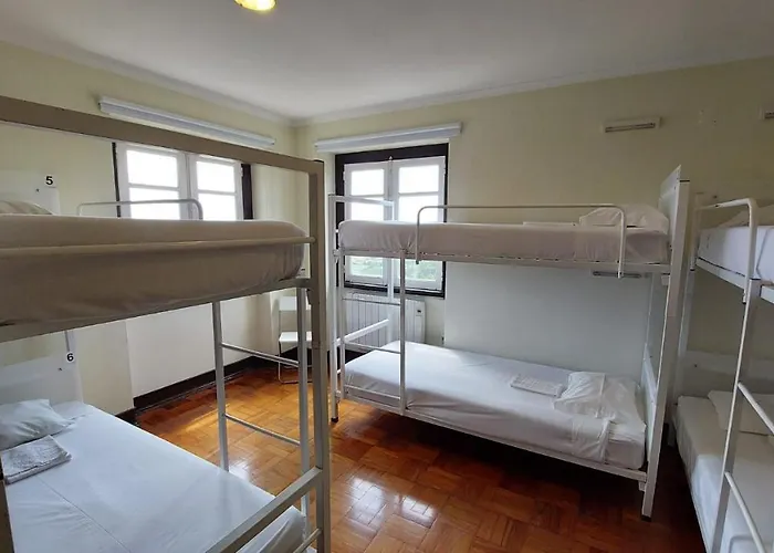 Vandrerhjem Hi - De Juventude *